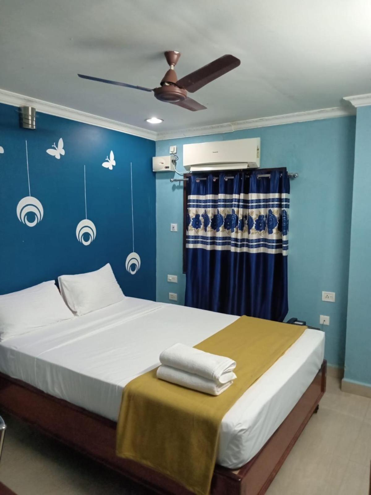 Sea View Beach House Пондичерри Экстерьер фото